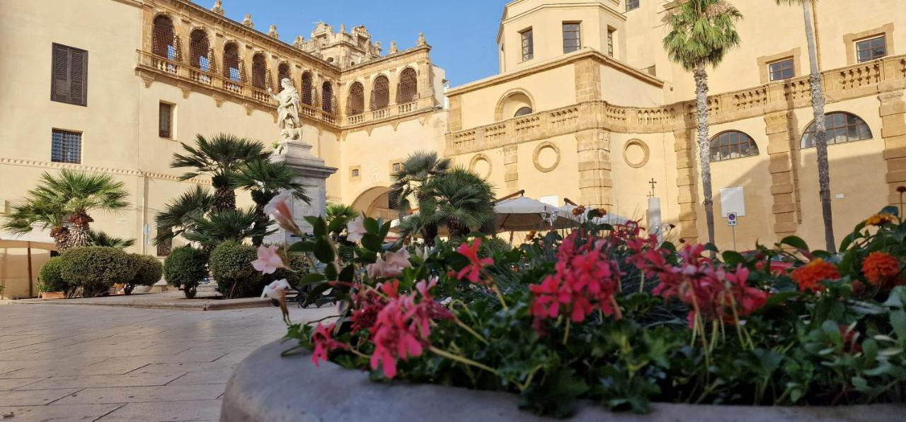 In Piazza Bed & Breakfast Mazara del Vallo Luaran gambar